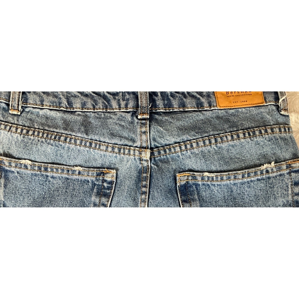 Bershka Women's Size 4 Straight Leg JeansLight‎ Blue High Rise Denim Tapered Hem - Picture 9 of 13